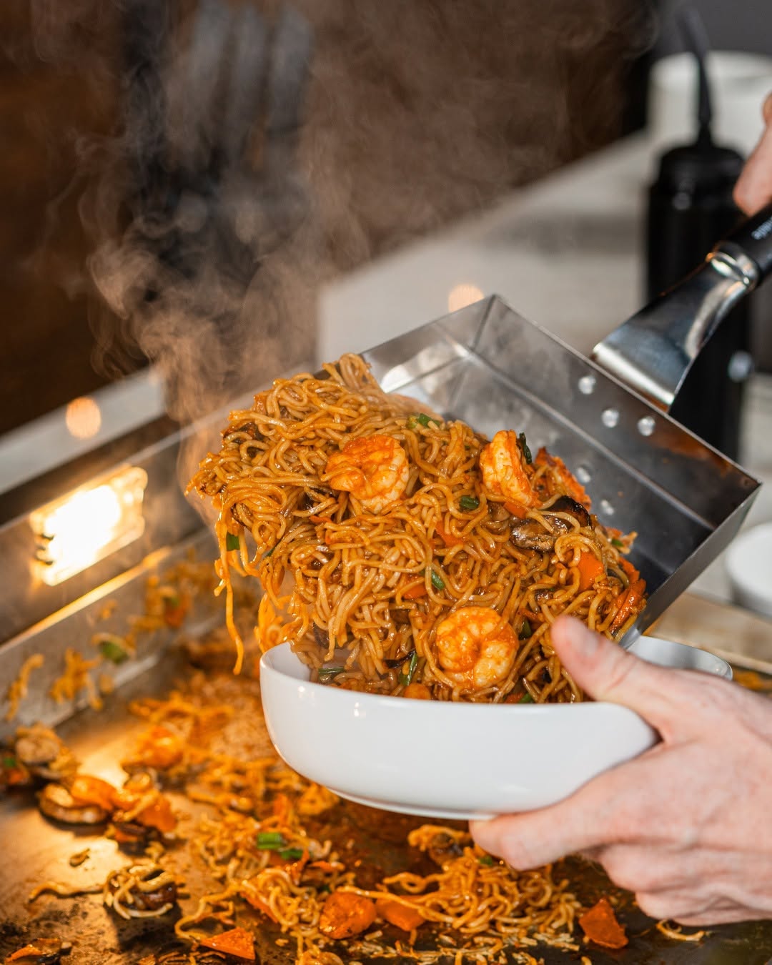Grilled Shrimp & Noodles